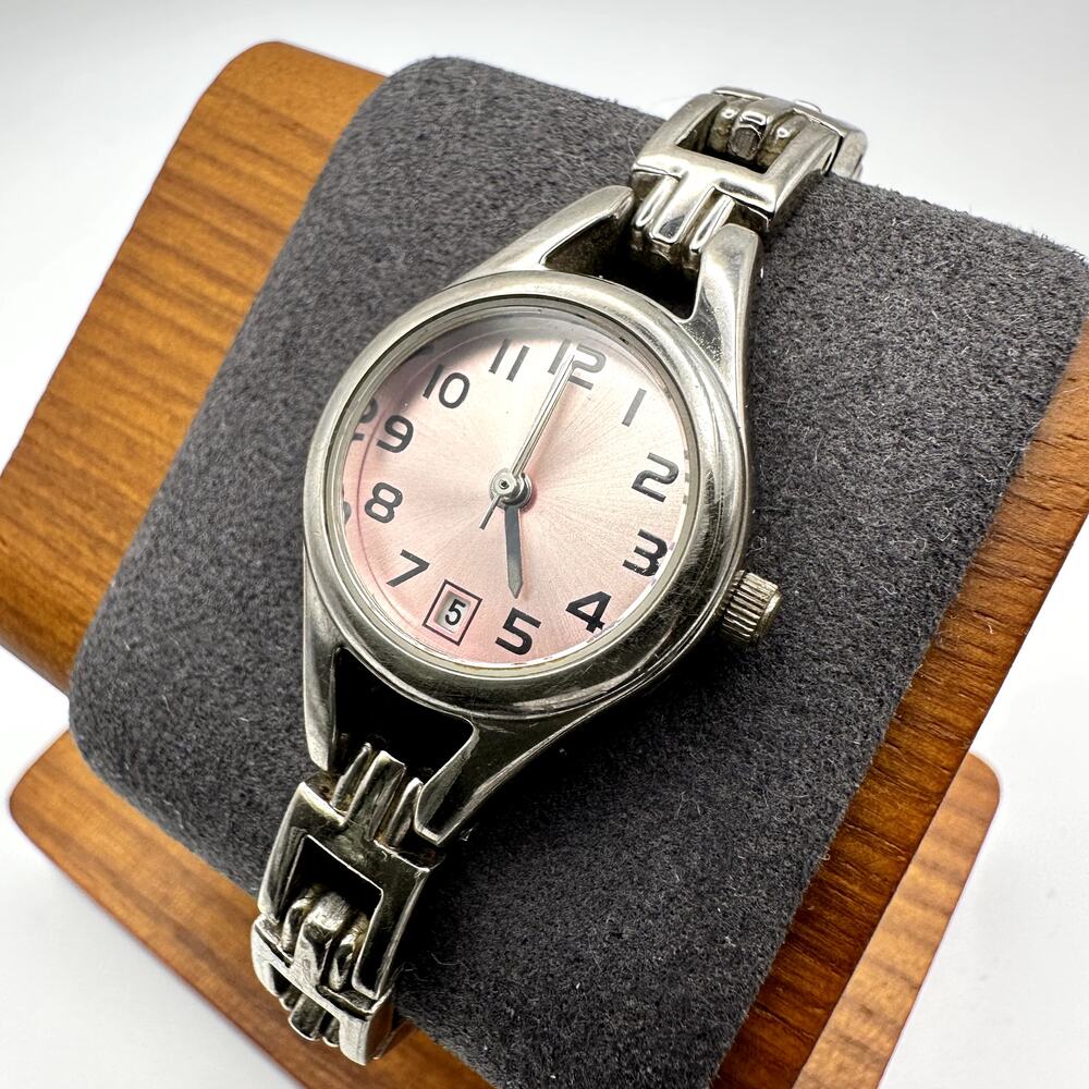 FMD Women's Silver Quartz Analog Pink Dial Date Bracelet Watch